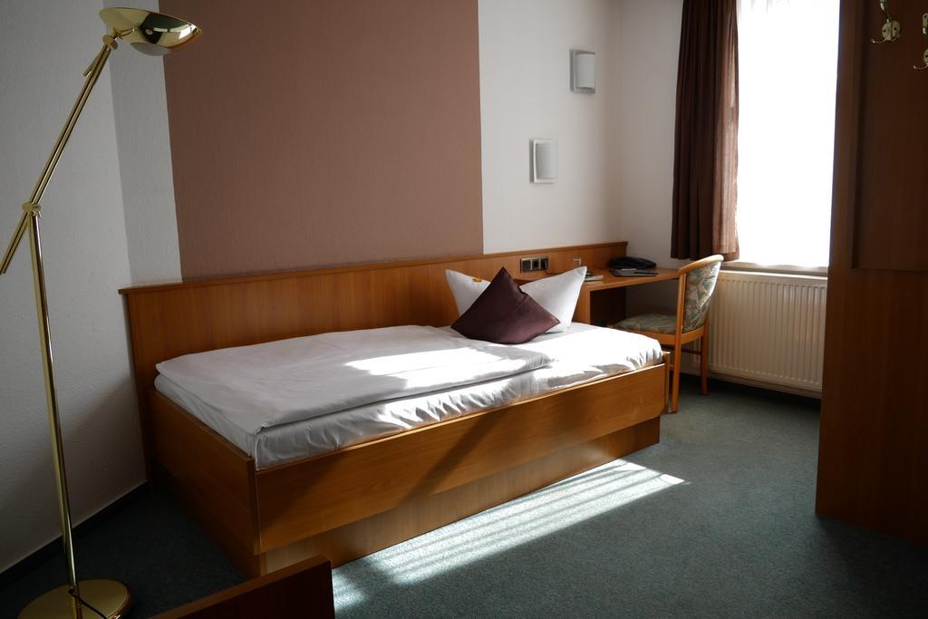 Hotel Garni Brauhof Niederwiesa Εξωτερικό φωτογραφία